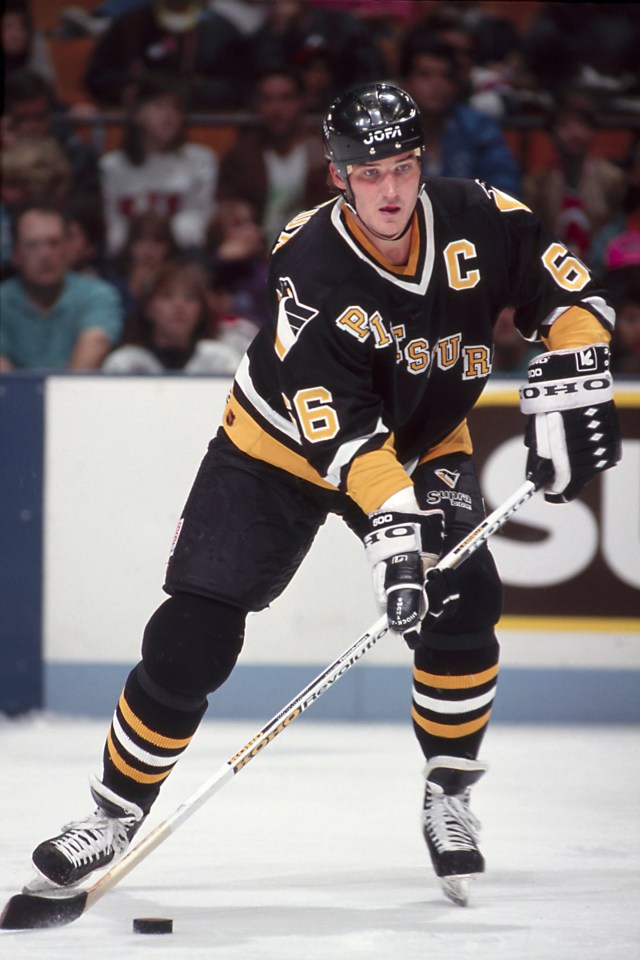 Lemieux led Pittsburgh to consecutive Stanley Cup championships in 1991 and 1992