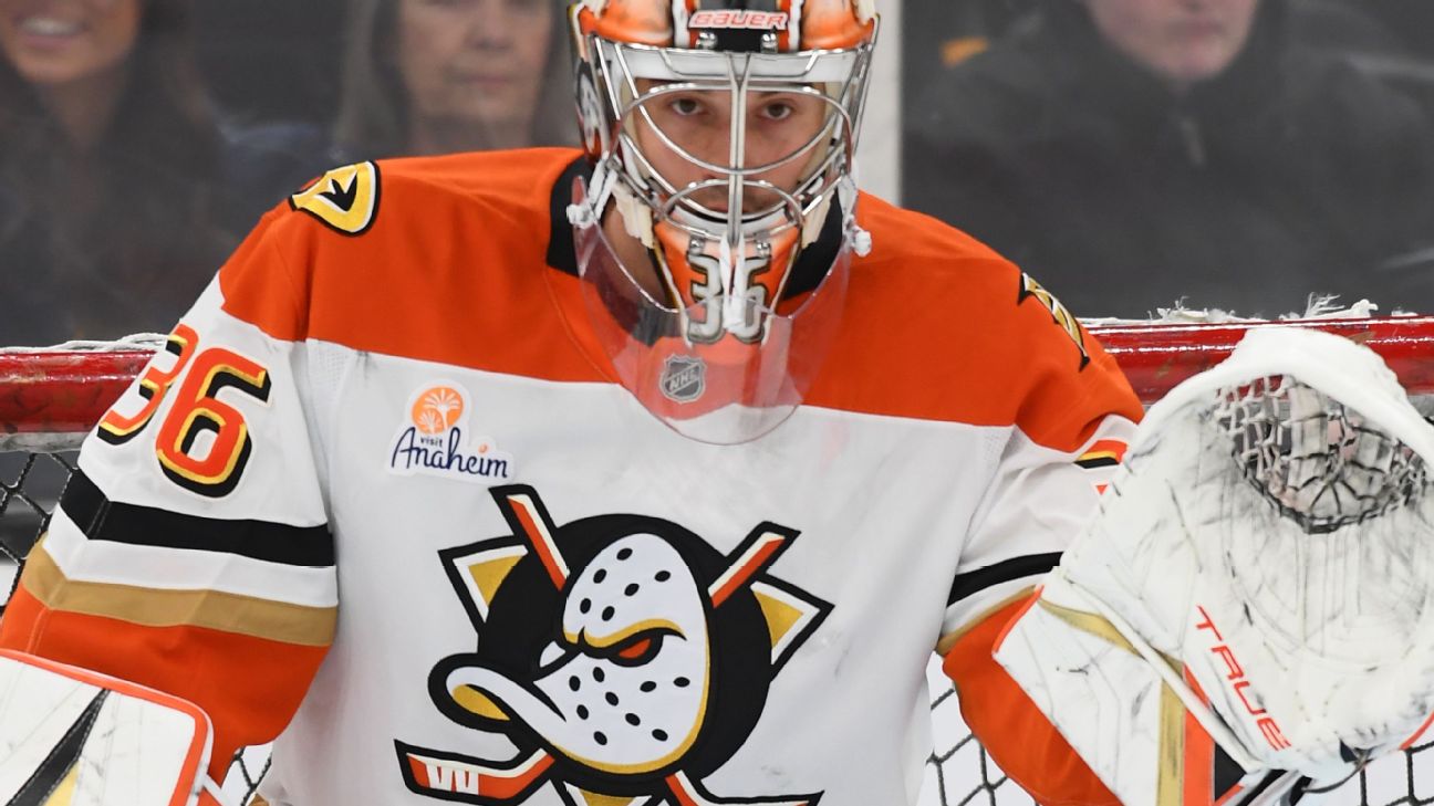 Ducks send G Gibson to Red Wings for G Mrazek, draft picks