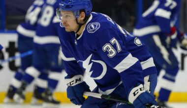 Tampa Bay Lightning sign forward Yanni Gourde to 6-year contract