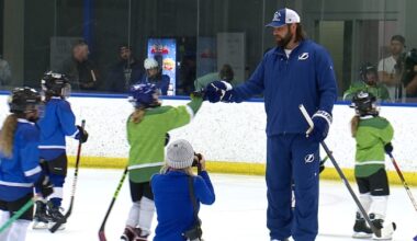 Lightning legend Pat Maroon helps at girls' summer hockey camp