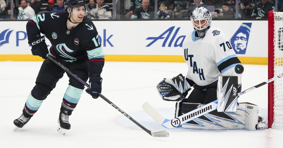 Kraken score 3 third-period goals in 5-2 win over Utah