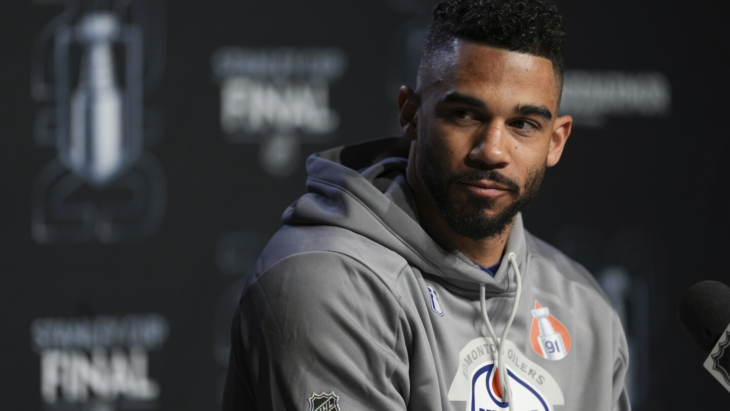Edmonton Oilers trade Evander Kane to the Vancouver Canucks