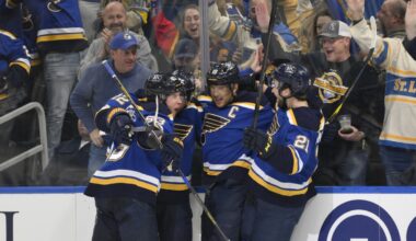 Blues score 3 goals in 2:13 of the second period to beat Jets 5-2 and force a Game 7