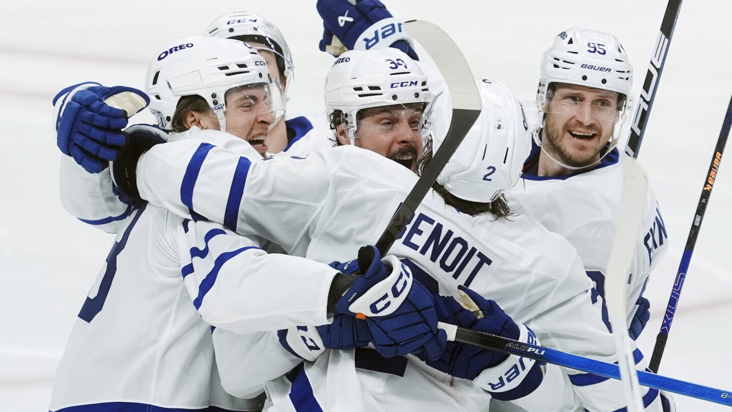 Benoit scores in OT to give the Maple Leafs a 3-2 win over the Senators and a 3-0 series lead