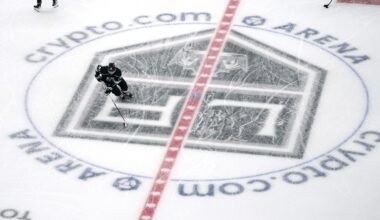 LA Kings apologize for selling scarves made in Turkey on Armenian Night