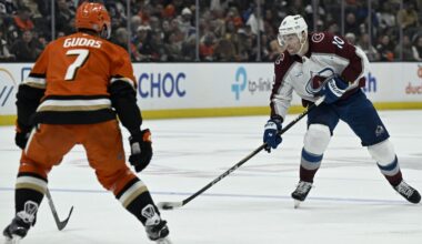 Coyle has goal and 2 assists as Avalanche score 4 in 3rd period to beat Ducks 4-2