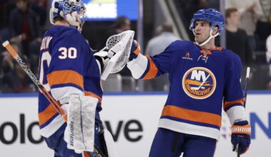 Sorokin gives up Ovechkin's 895th goal, the 1st he's allowed to his fellow Russian