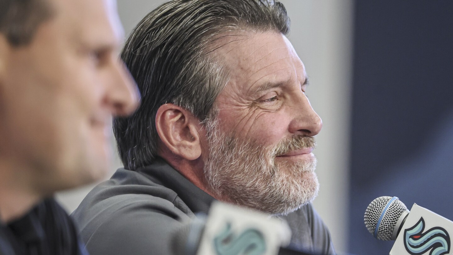 New Kraken coach Lane Lambert expects team to contend