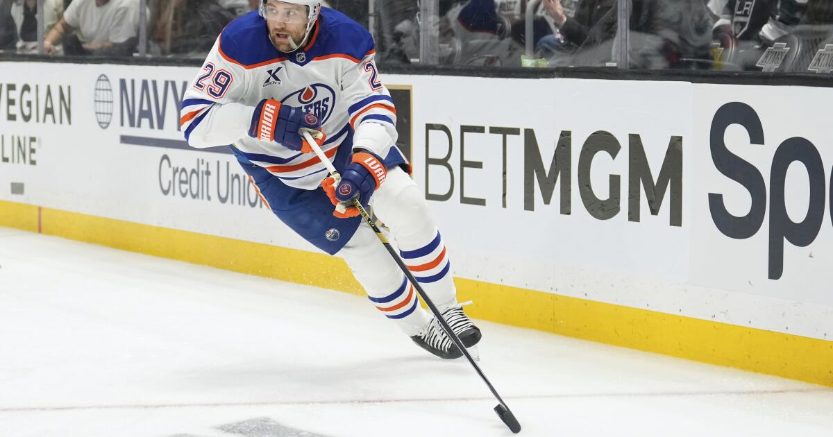 Leon Draisaitl's overtime goal lifts Edmonton over Florida in Game 1 of Stanley Cup Final