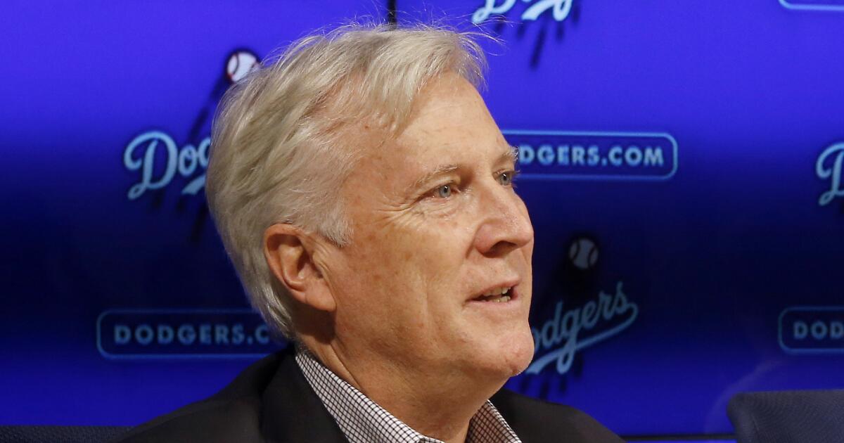 Lakers selling majority ownership of franchise to Dodgers owner