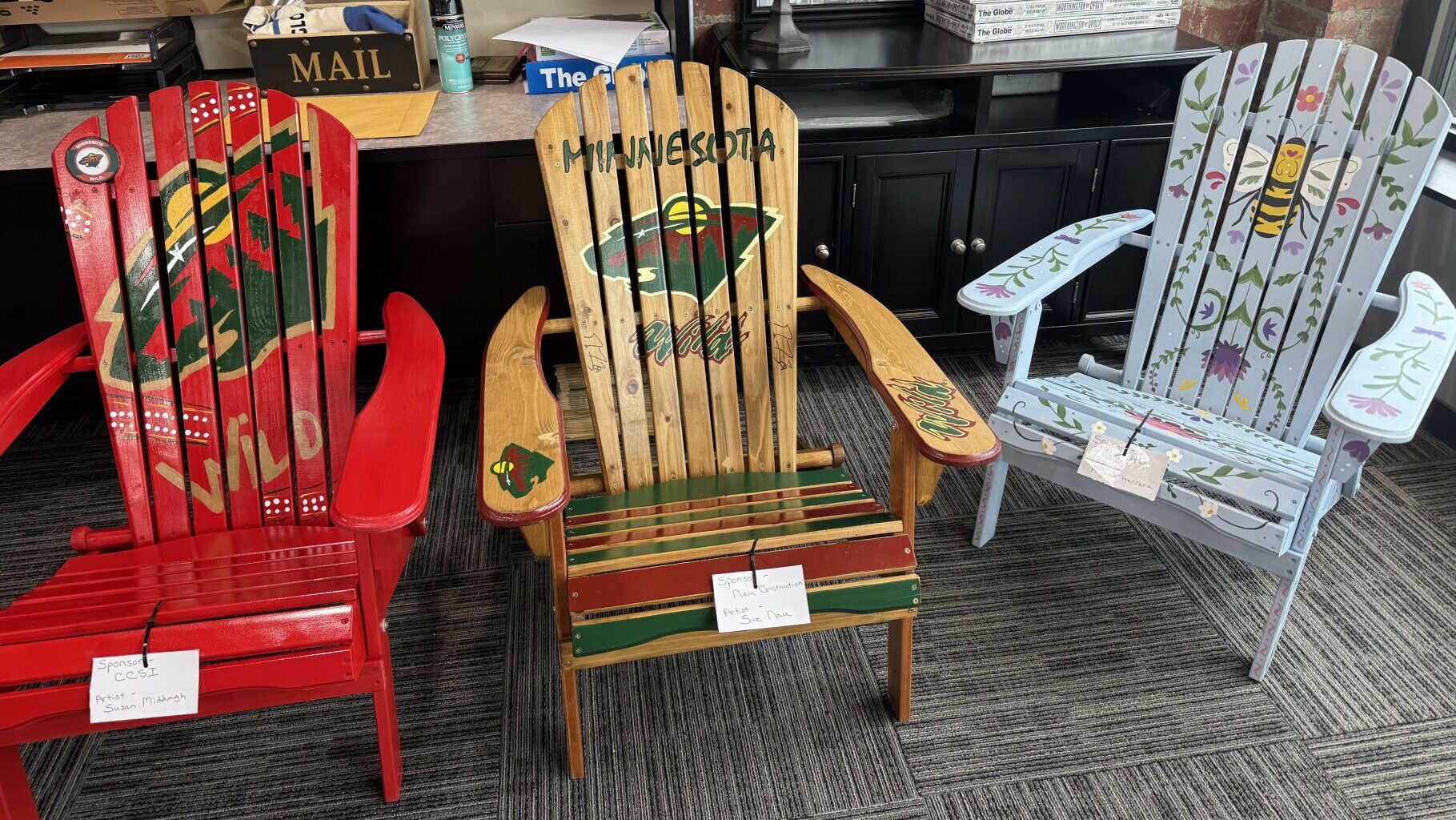 Regatta Chair Auction proceeds to benefit Worthington Hockey Association - The Globe