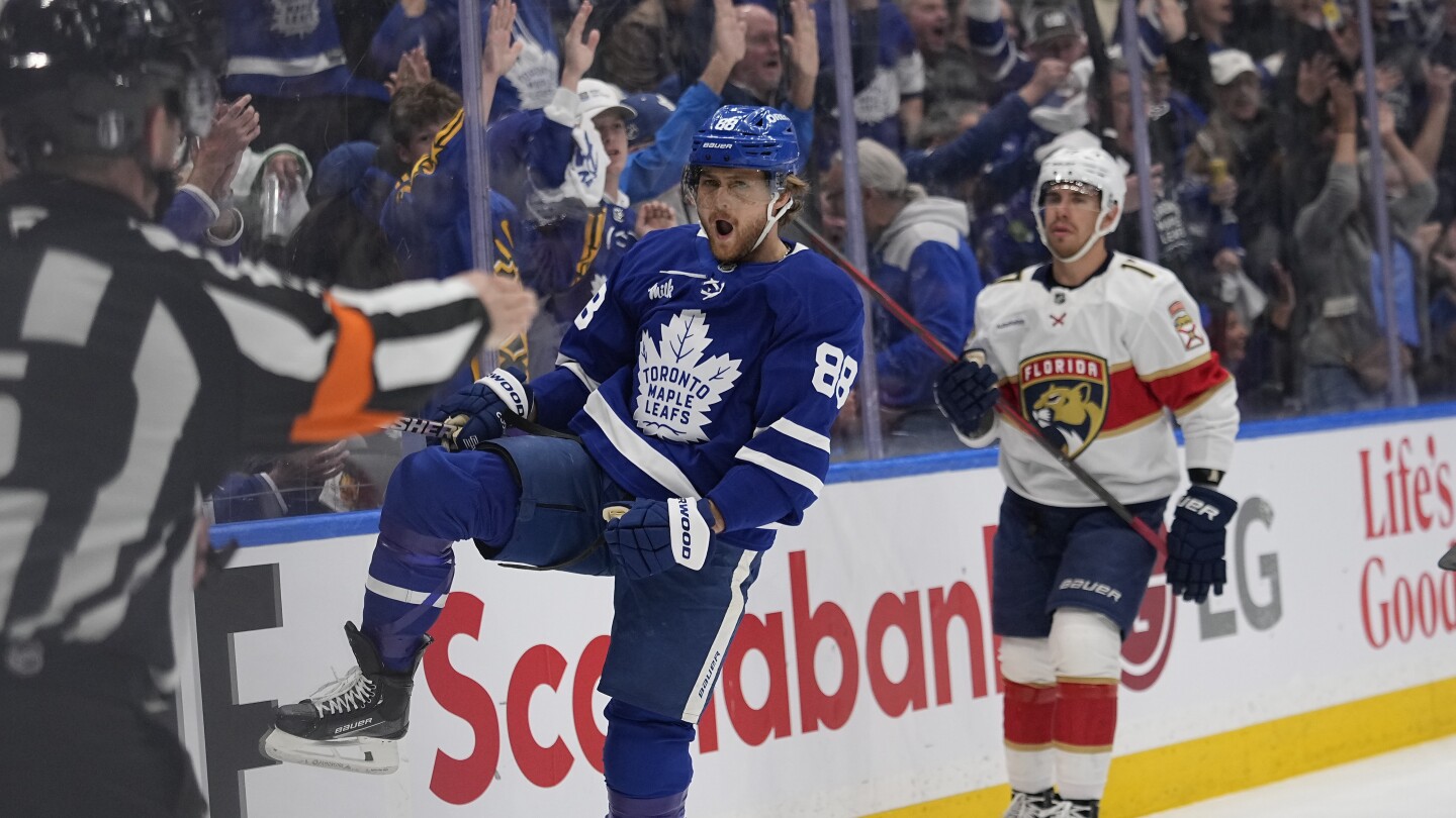 NHL: Stanley Cup Playoffs-Florida Panthers at Toronto Maple Leafs