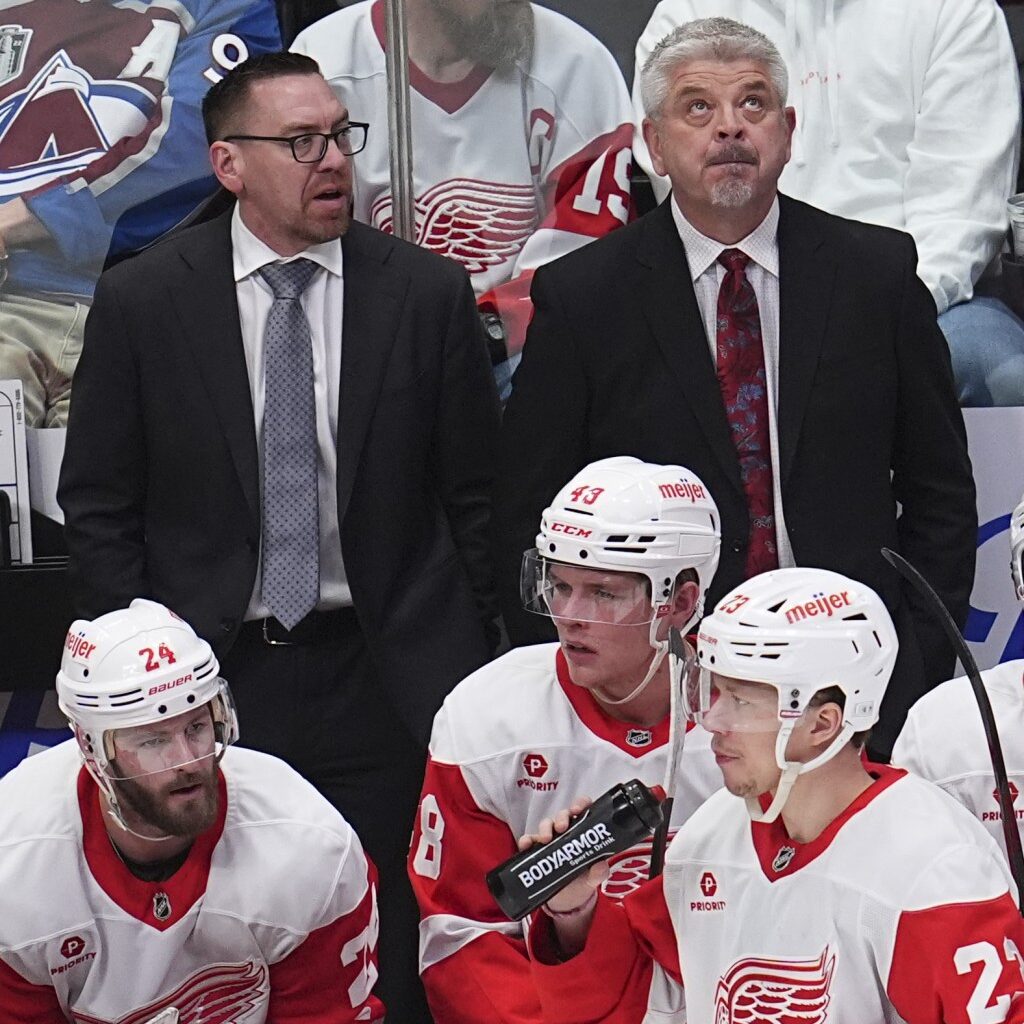 Jaroslav Svejkovsky, Jay Varady join Flyers' staff