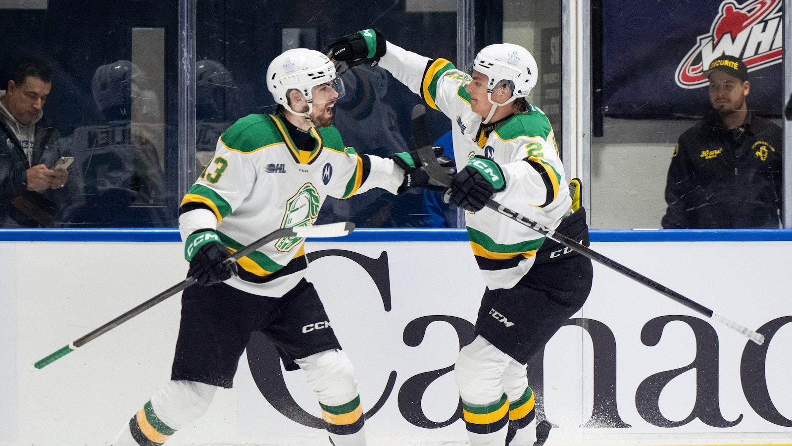 London Knights beat Medicine Hat Tigers 4-1 for 3rd Memorial Cup title