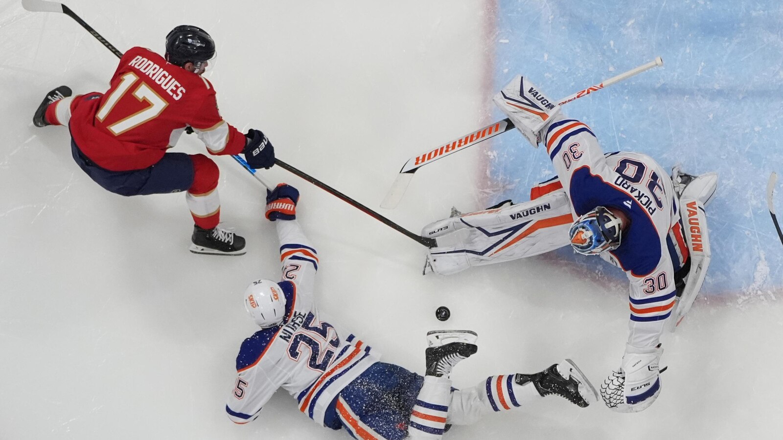 Panthers visit the Oilers in Game 5 of the Stanley Cup Final with the series tied