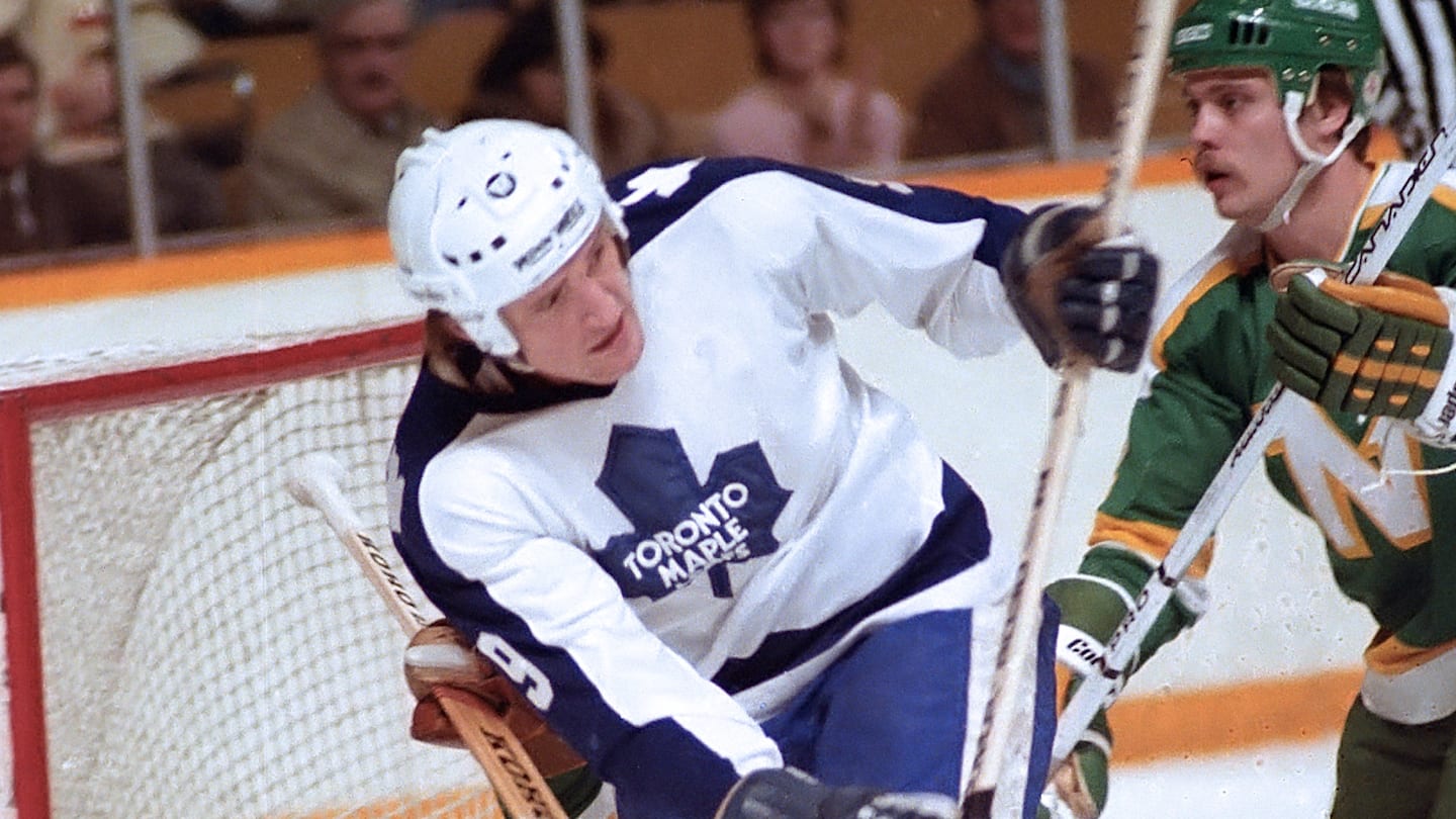 Minnesota North Stars v Toronto Maple Leafs