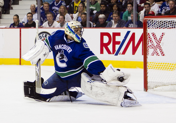 3 Legendary Goalies Who Defined the Vancouver Canucks’ Greatest Stanley Cup Runs - The Hockey Writers -