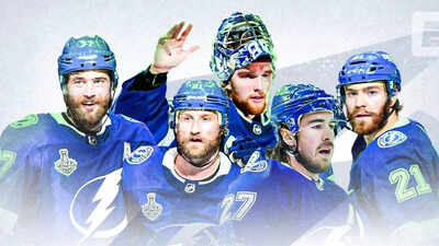 How much prize money do NHL players earn in Stanley Cup playoffs