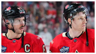 Sidney Crosby and Nathan MacKinnon are enjoying a night out amid the offseason buzz in Las Vegas