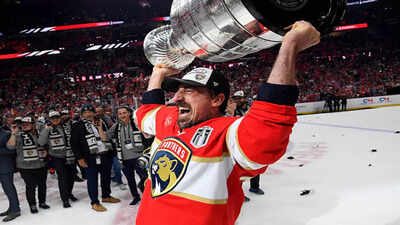 Brad Marchand’s 6-year deal with panthers raises red flags, draws $100M Ilya Kovalchuk contract comparison from NHL Insider
