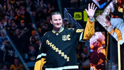 Mario Lemieux-led group eyeing Penguins purchase, reports say they are 'very interested'