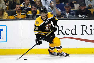 From Panthers to Prague: NHL forward Peter Mueller retires after 16-year rollercoaster across hockey's biggest stages