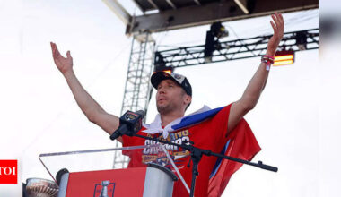 Sergei Bobrovsky credits Florida Panthers teammates for historic Stanley Cup win, declines personal praise | NHL News