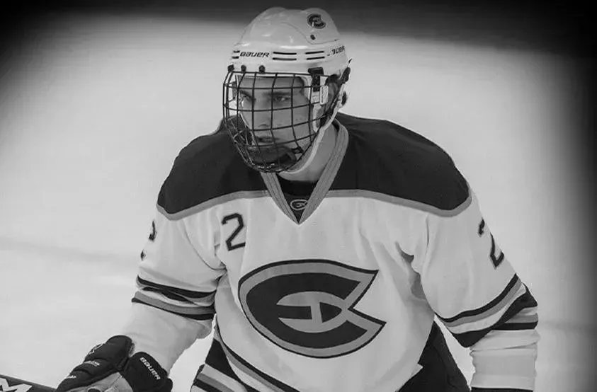 Devastating news strikes the hockey community as 29-year old star forward sadly passes away