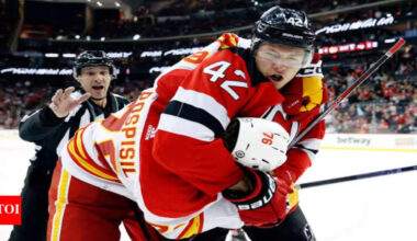 NHL trade news: Edmonton Oilers sign veteran forward Curtis Lazar to $775K deal in 2024 free agency return | NHL News