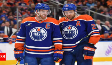 Edmonton Oilers sign Andrew Mangiapane to $7.2M deal after Connor McDavid, Leon Draisaitl recruitment push | NHL News