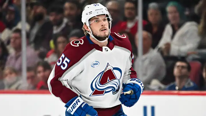 Former New York Rangers "Warrior" signs massive four-year contract with Pacific Division team