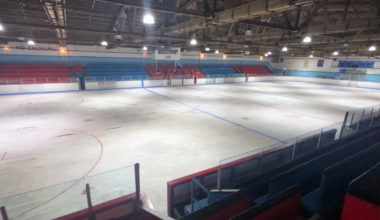 Toronto minor hockey league granted one more season to play at arena