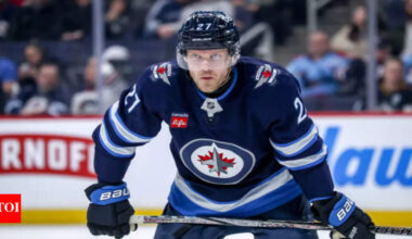 Nikolaj Ehlers bids emotional goodbye to Winnipeg Jets fans, begins new chapter with Hurricanes | NHL News