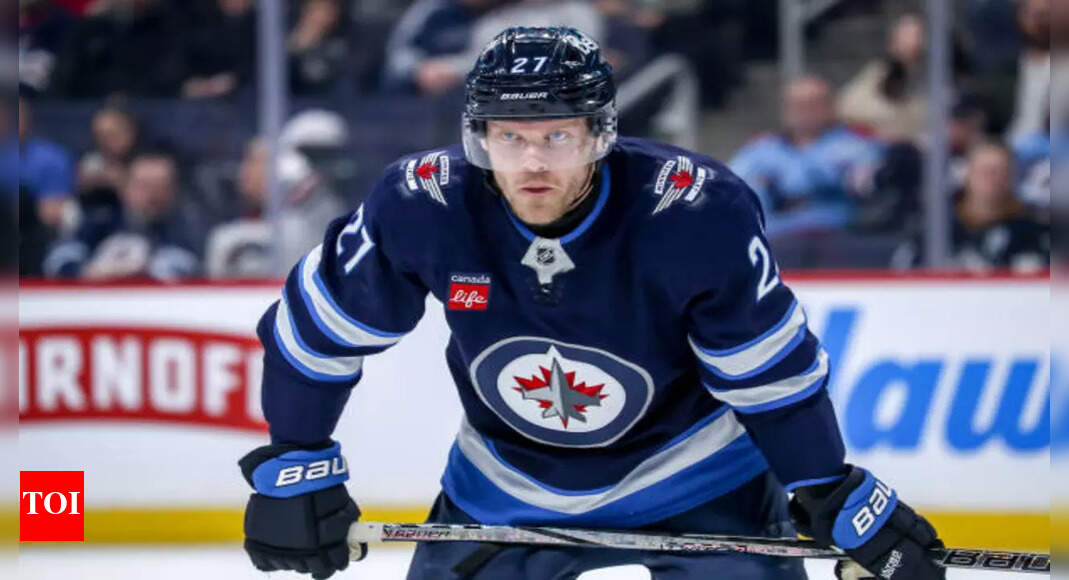 Nikolaj Ehlers bids emotional goodbye to Winnipeg Jets fans, begins new chapter with Hurricanes | NHL News