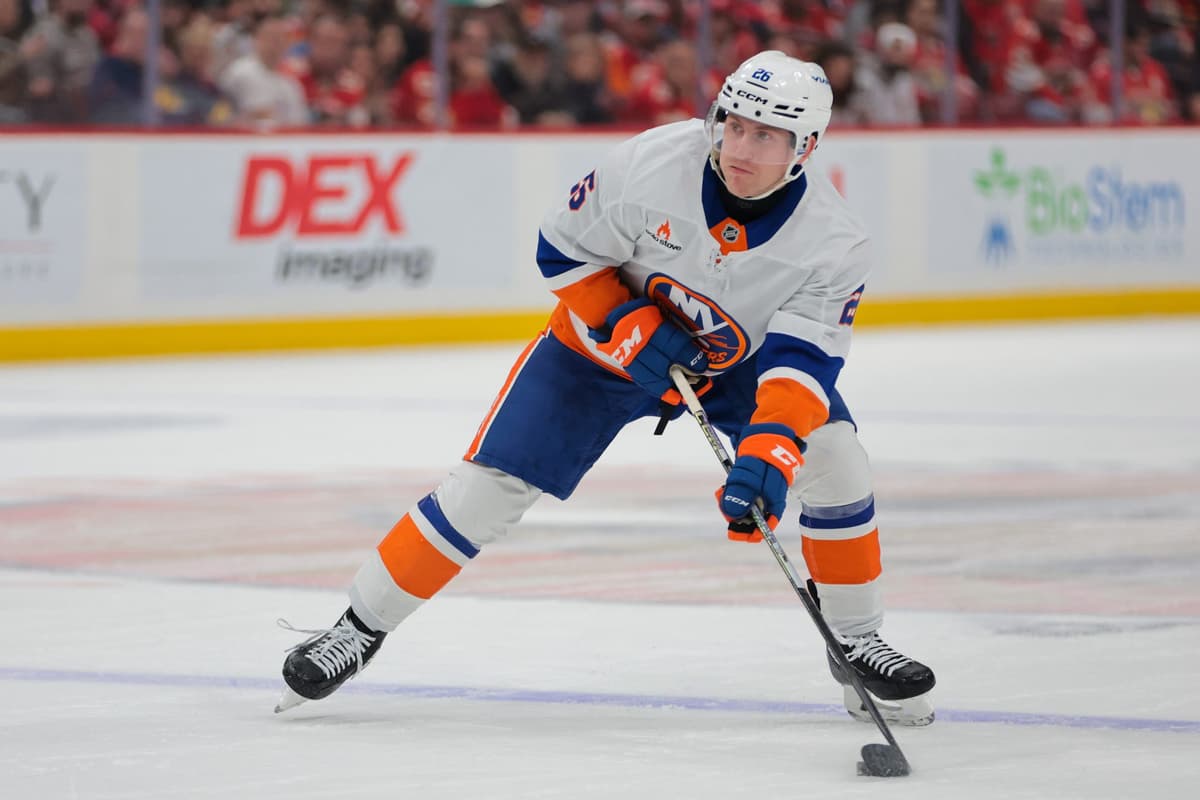 Mammoth sign Scott Perunovich to one-year contract at $775,000 AAV