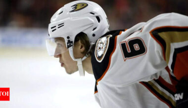 NHL Trade Rumors: Penguins face pressure to trade Rickard Rakell despite strong 70-point season | NHL News