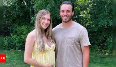 “Shocking and devastating loss”: Washington Capitals’ Matt Roy and wife Linsey mourn heartbreaking loss after miscarriage announcement | NHL News