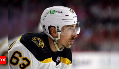 “That is not a no-call penalty”: David Pastrnak slams NHL referees after no call on Brad Marchand’s game-ending injury | NHL News