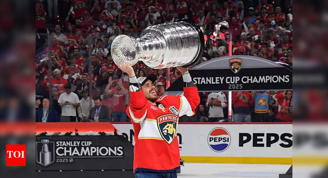 NHL trade update: Auston Matthews’ Maple Leafs eye Evan Rodrigues trade after Mitch Marner exit, while Brad Marchand stays with Florida Panthers | NHL News