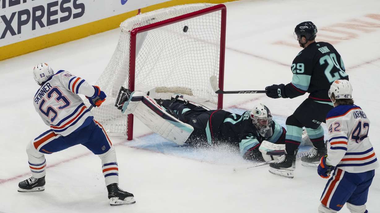 Oilers use fast start to beat the Kraken 4-2 for their 3rd straight victory