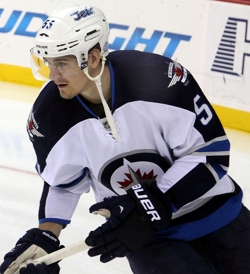 Winnipeg Jets win first game of 2025 Stanley Cup Playoffs