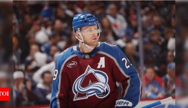 Nathan MacKinnon stuns Cole Harbour hockey camp with surprise visit, igniting big-league dreams | NHL News