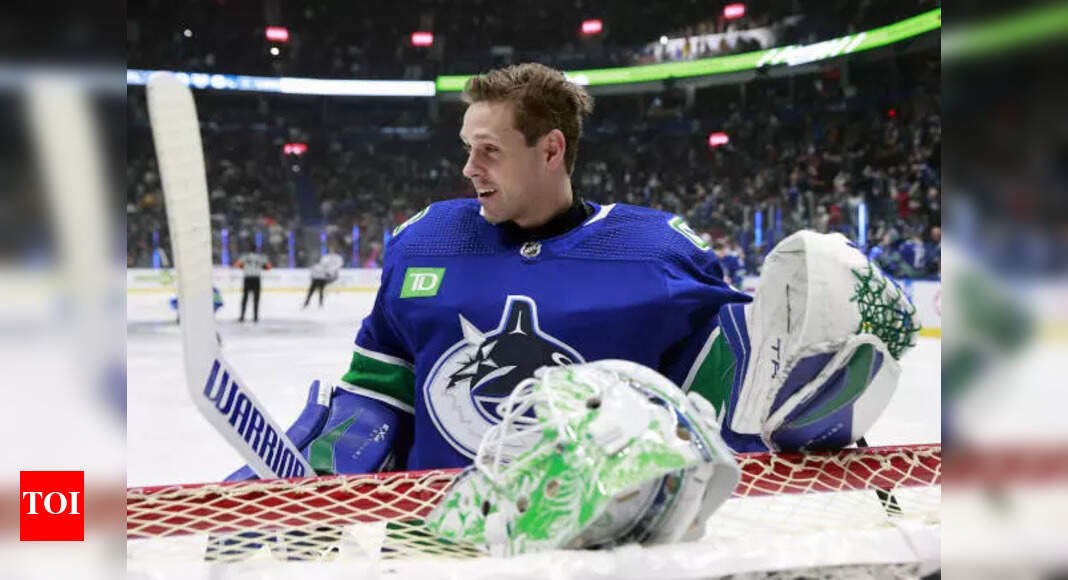 Casey DeSmith steals the show as Stars hand Canucks a 4-1 defeat