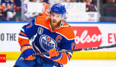 NHL Trade Rumor: Connor McDavid's loyalty tested as he reportedly chooses between Oilers loyalty and free agency freedom | NHL News