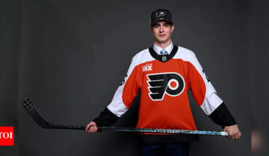 Philadelphia Porter Martone balances NHL jump as Philadelphia Flyers consider development plans | NHL News