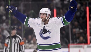 Garland scores his 2nd goal of the game in OT to lift the Canucks past the Kings, 3-2