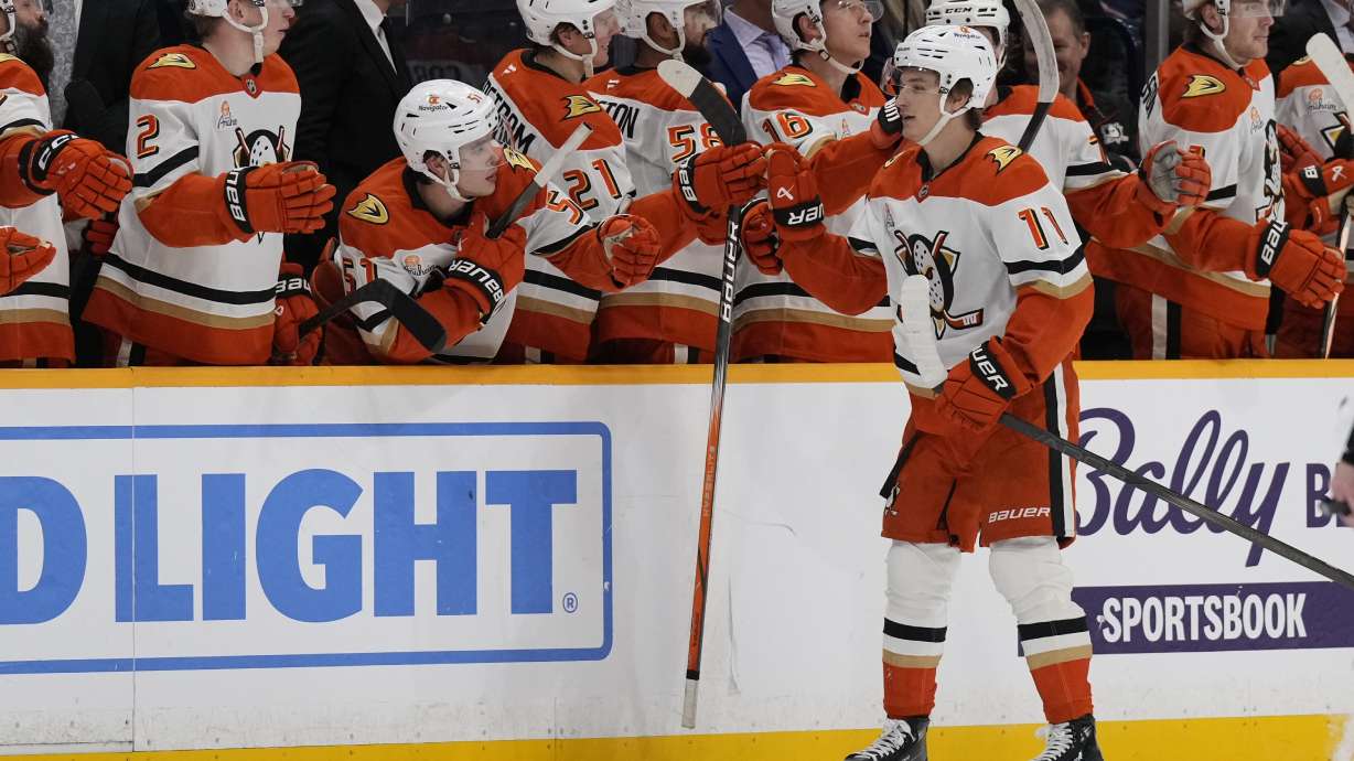 Zegras has big game on birthday and Gibson makes 33 saves to lead Ducks over Predators 4-1