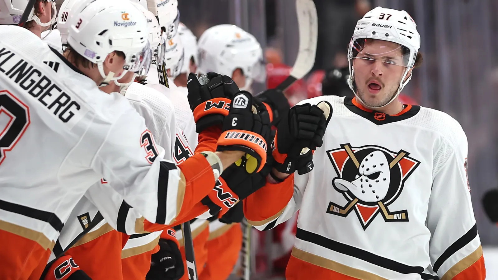 Teams Could Be Eyeing $9.3 Million/Year Offer Sheet for Unsigned Pacific Division Star