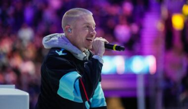 2 Seattle sports teams respond to Macklemore's remark