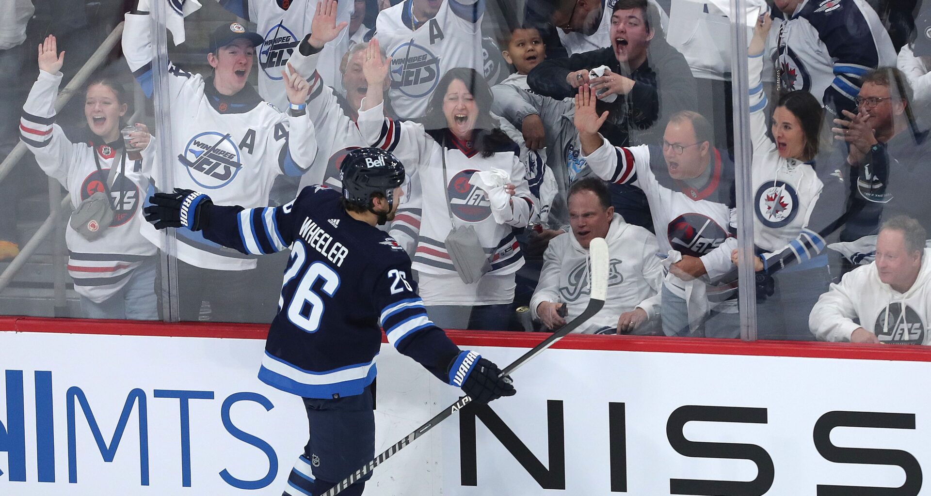 Former Winnipeg Jets Captain Retires from NHL